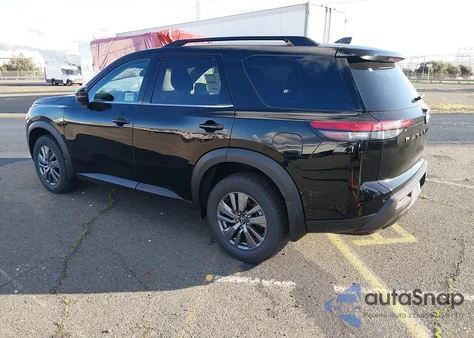 2025 Nissan Pathfinder Sv 4Wd z USA, uszkodzony, nr VIN 5N1DR3BC5SC312103